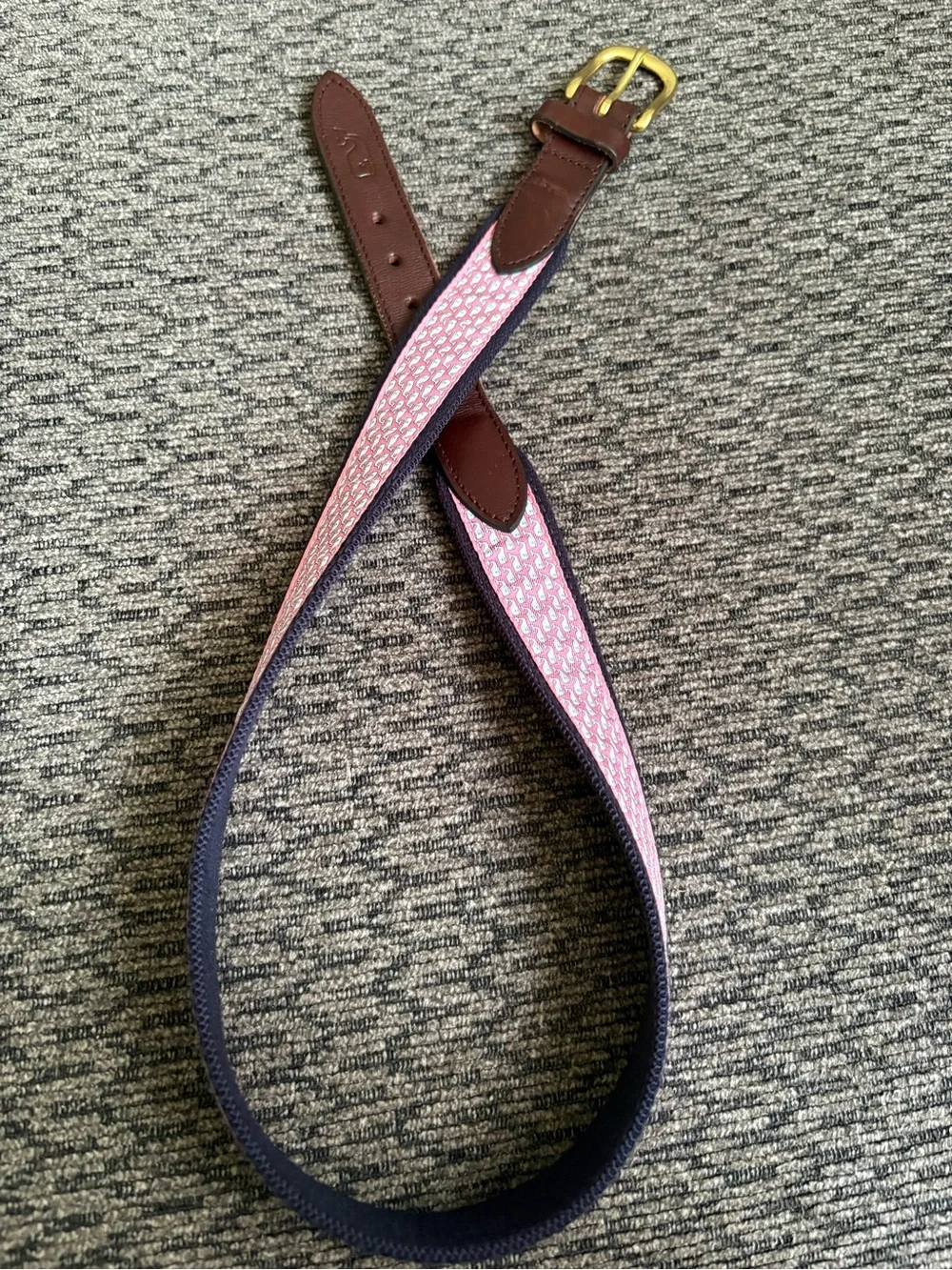 Vineyard Vines Boy’s Canvas Club Belt Pink Whale Logo Size 30
